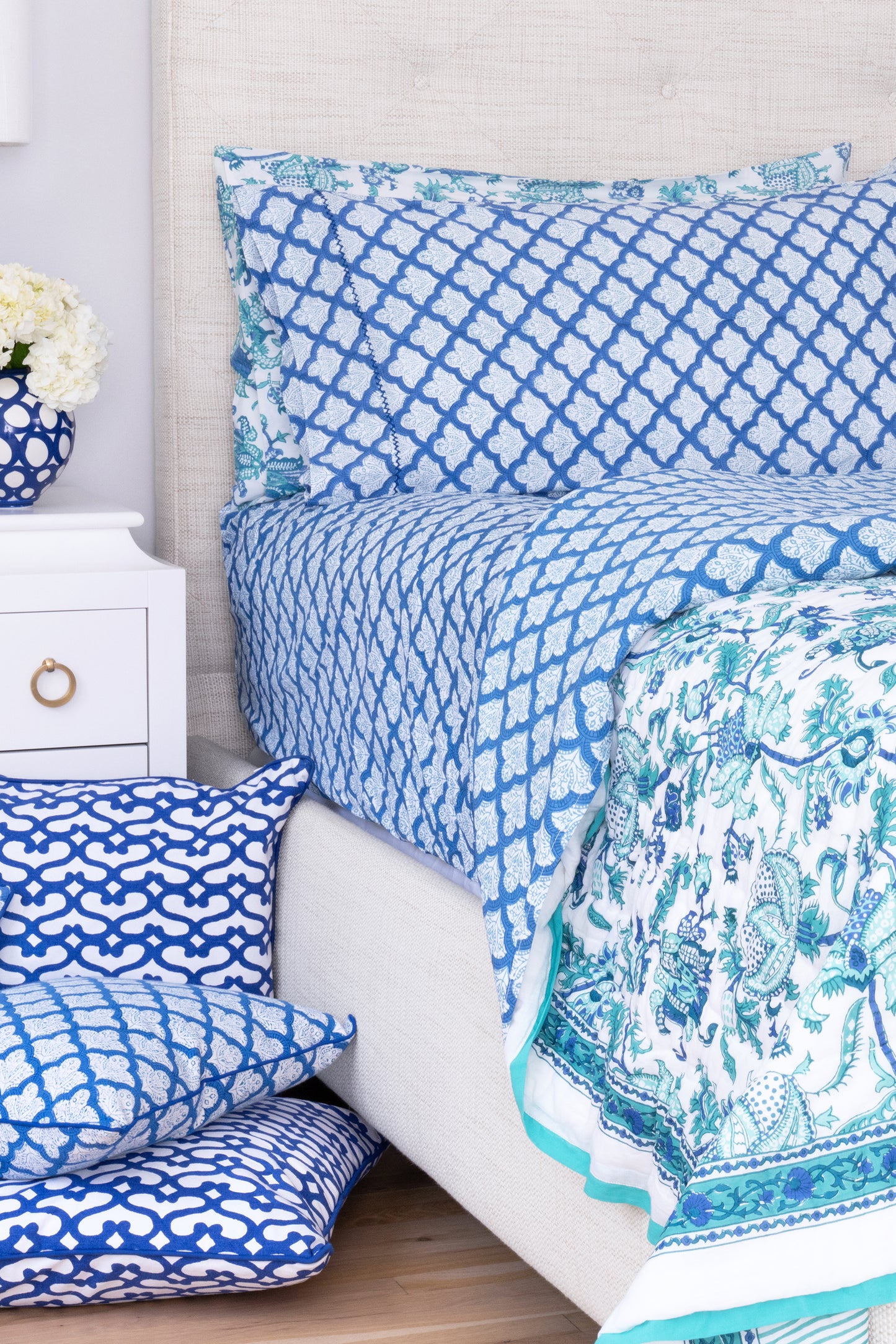 Roller Rabbit Blue Jemina Pillowcase Set view 6