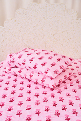 Roller Rabbit Pink Marigold Stripe Sheet Set