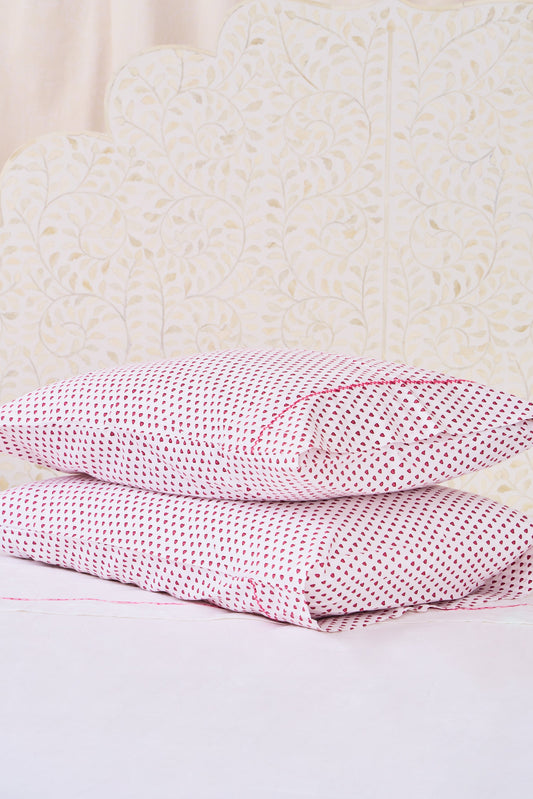 Hearts Pillowcase Set view 1