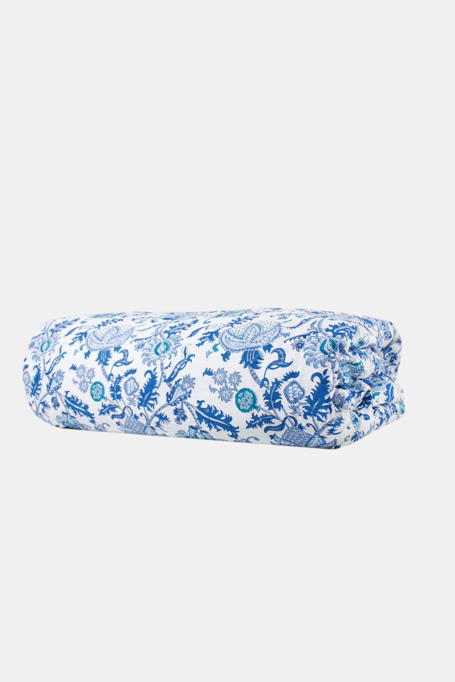Roller Rabbit Blue Amanda Duvet Cover view 3