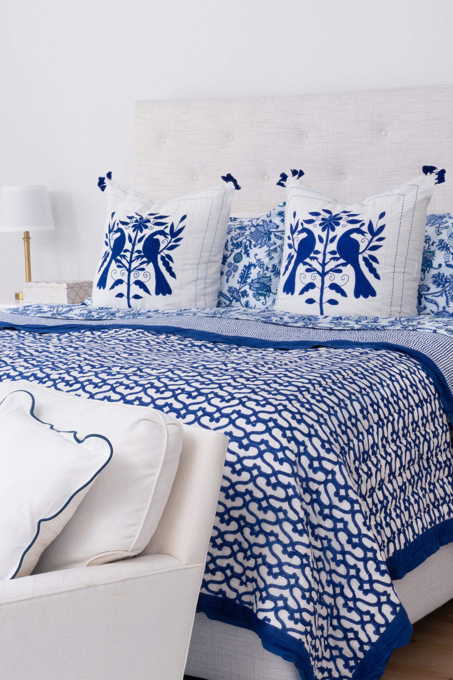 Roller Rabbit Big Cata Blue Quilt view 3