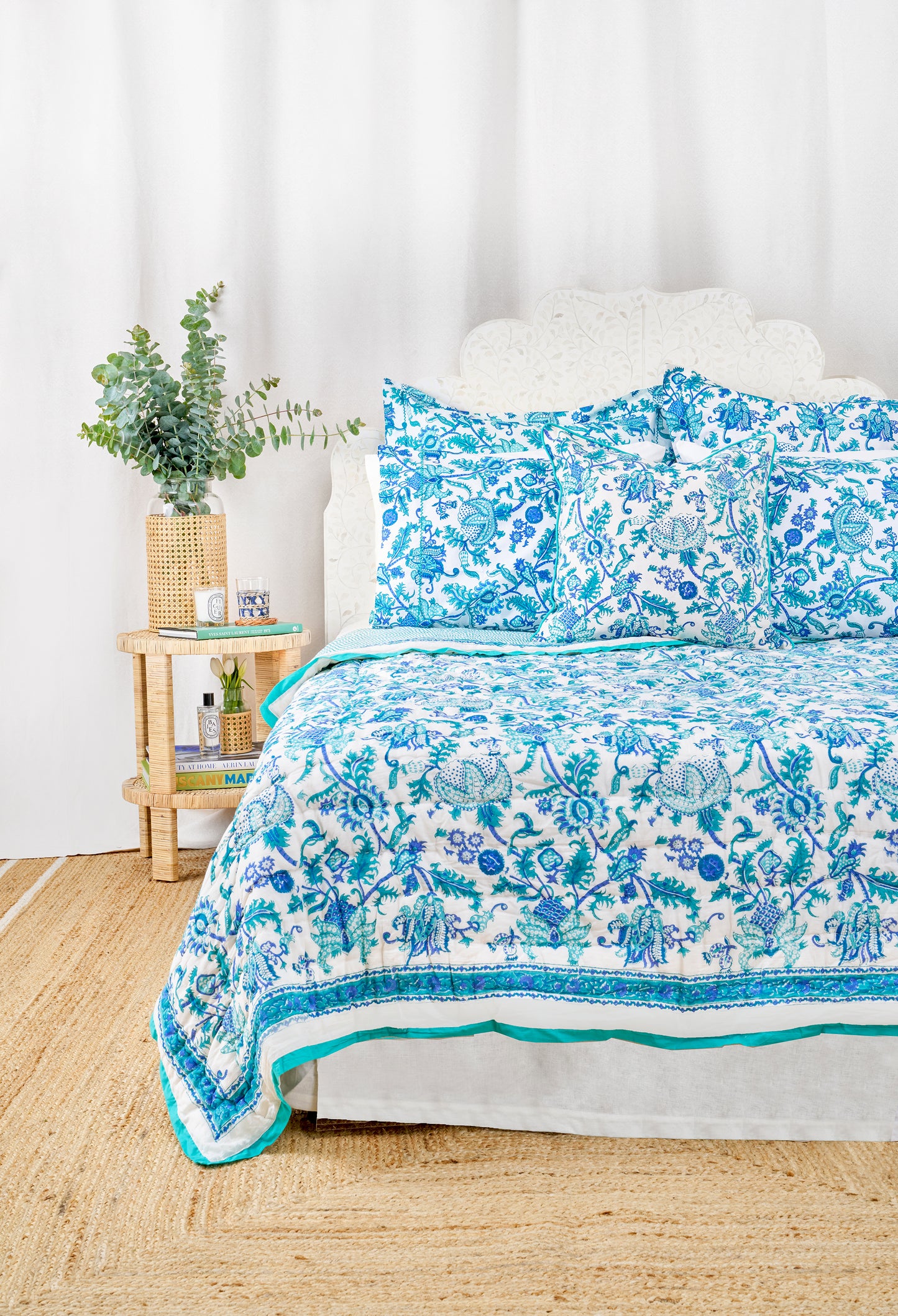 Roller Rabbit Turquoise Amanda Quilt view 2