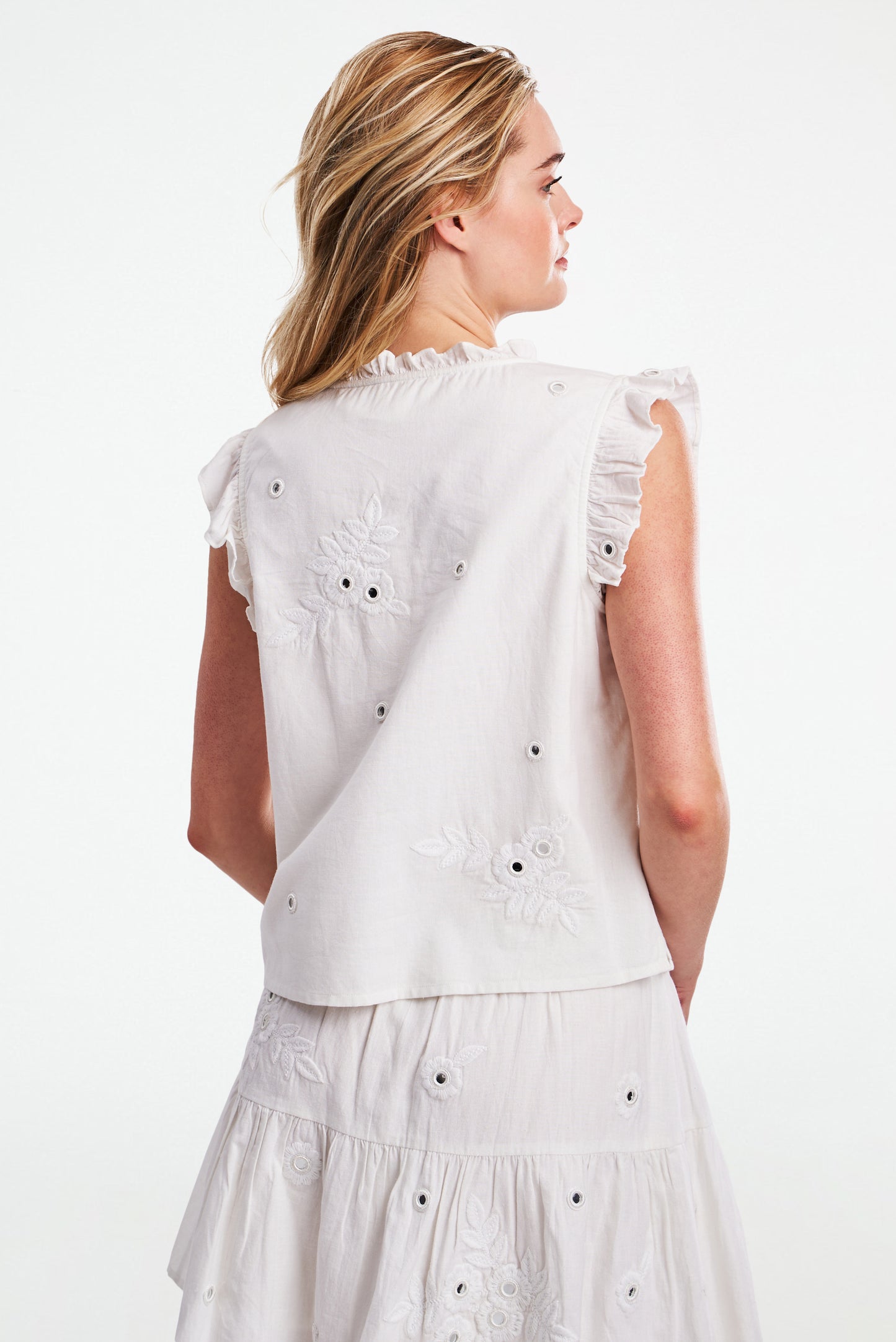 Gloriosa Embroidery Steffie Top view 5