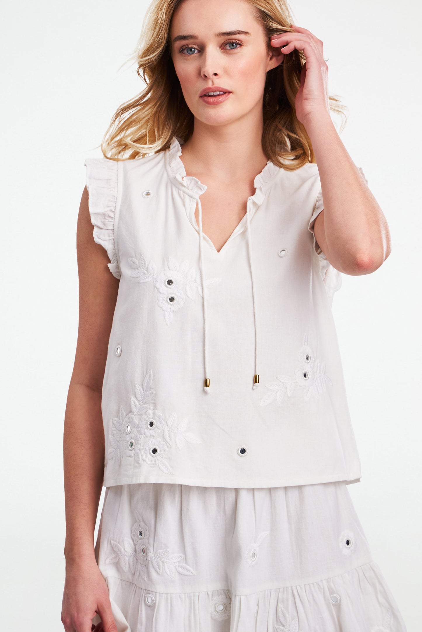 Gloriosa Embroidery Steffie Top view 4