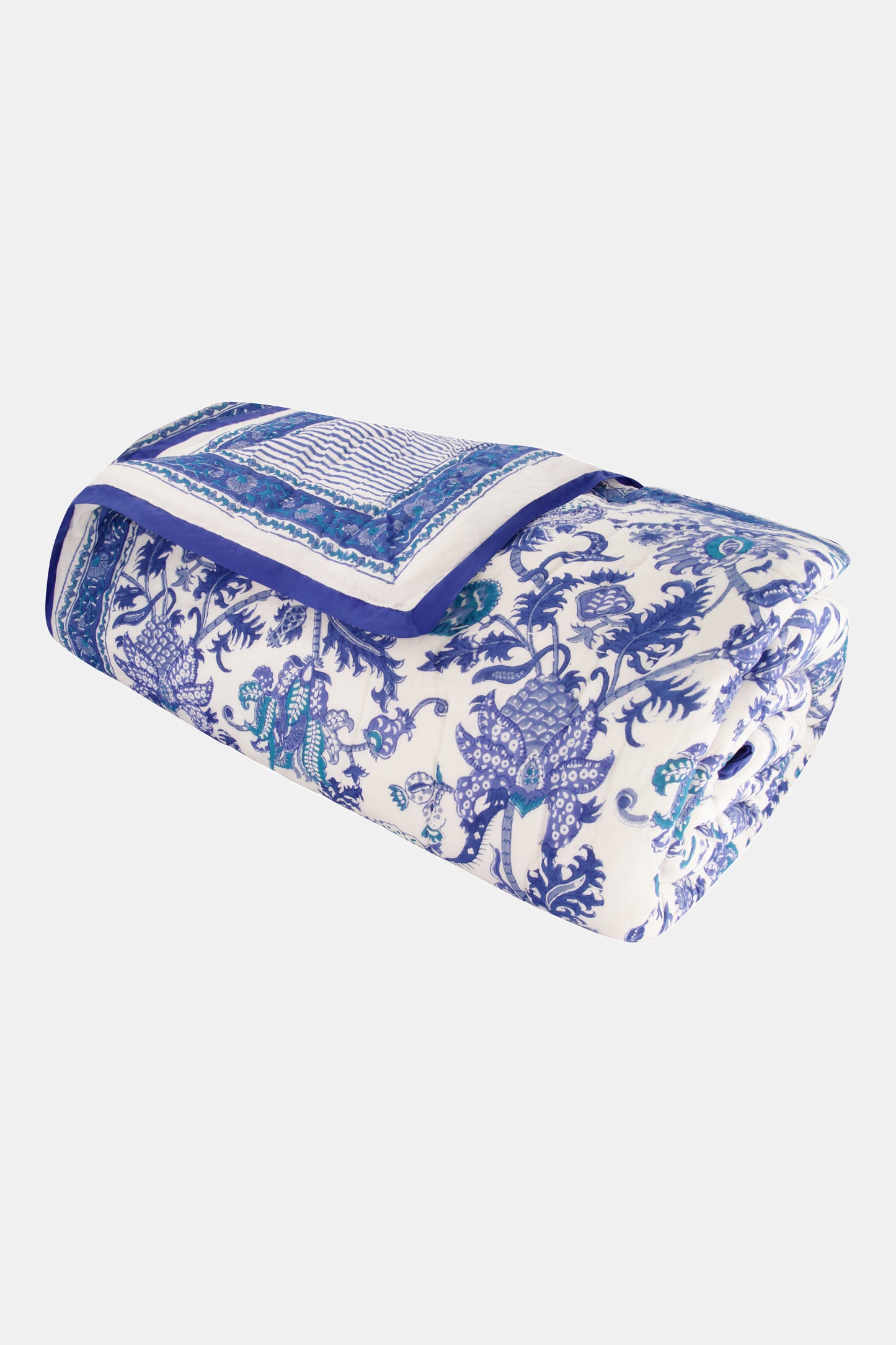 Roller Rabbit Blue Amanda Quilt view 2