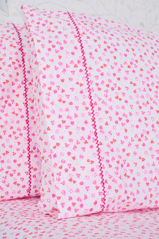 Roller Rabbit Coral Bouquet Sheet Set