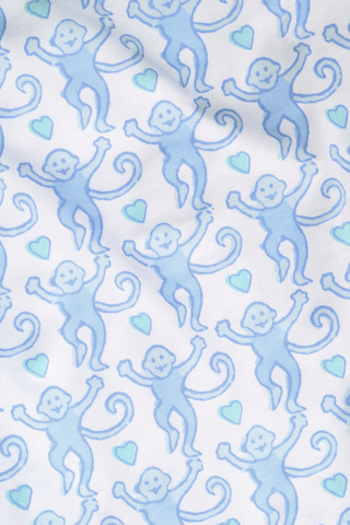 Dress your little one in the Roller Rabbit Infant Lovely Monkey Zipper Footie—a white baby onesie with long sleeves and covered feet, decorated with an all-over blue monkey print. Made from 100 cotton, this cozy footie pajama features a convenient zipper down the front for easy dressing.