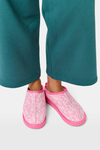 Pink LUHE Lovely Monkey Fuzzy Clogs featuring a heart pattern and a fuzzy interior lining.