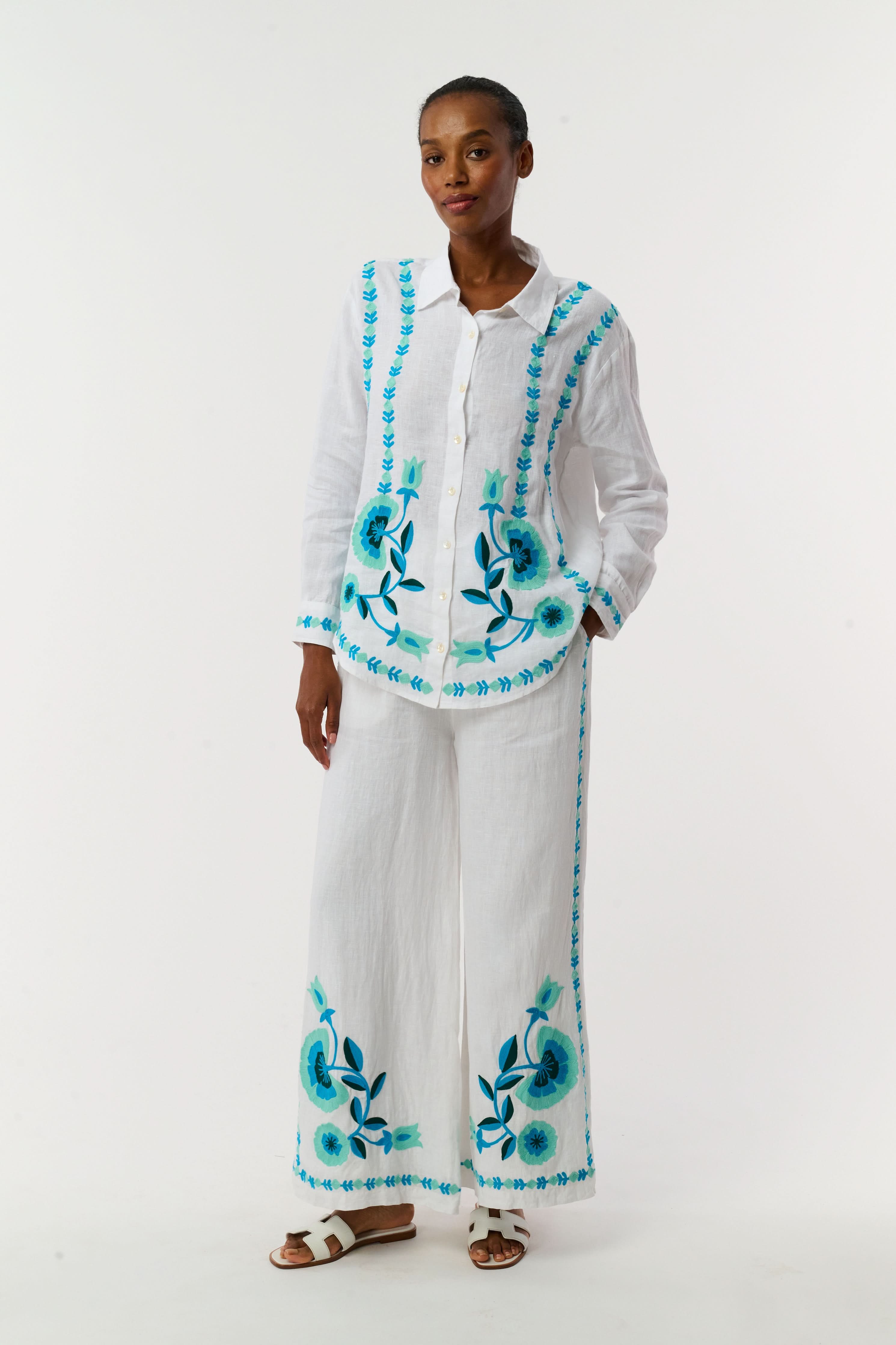 Avallon Embroidery Kaylee Pant | ROLLER RABBIT – Roller Rabbit