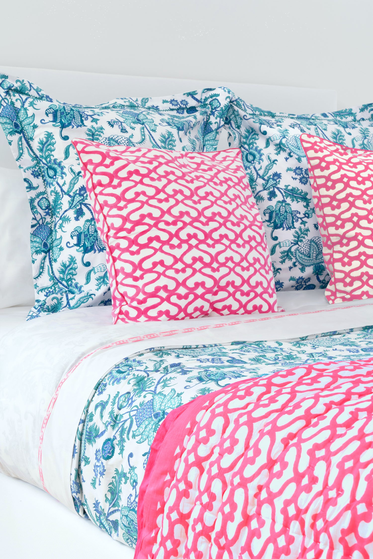 Roller Rabbit Big Cata Pink Decorative Pillow