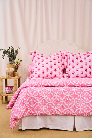 Roller Rabbit Red Monaco Pool Duvet Cover