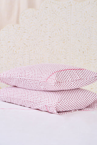 Hearts Pillowcase Set