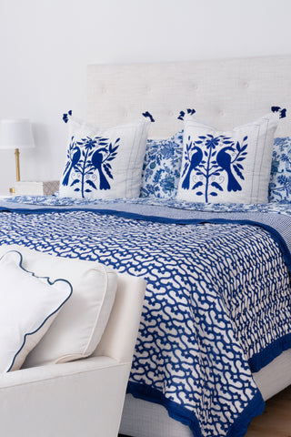 Roller Rabbit Big Cata Blue Quilt
