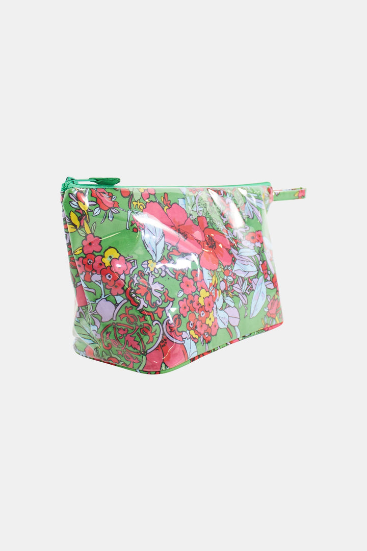 Luxe Gloss Hanging Toiletry Case in All Heart Kelly Green
